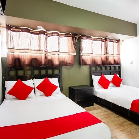 Hotel Halley León de los Aldamas Extérieur photo