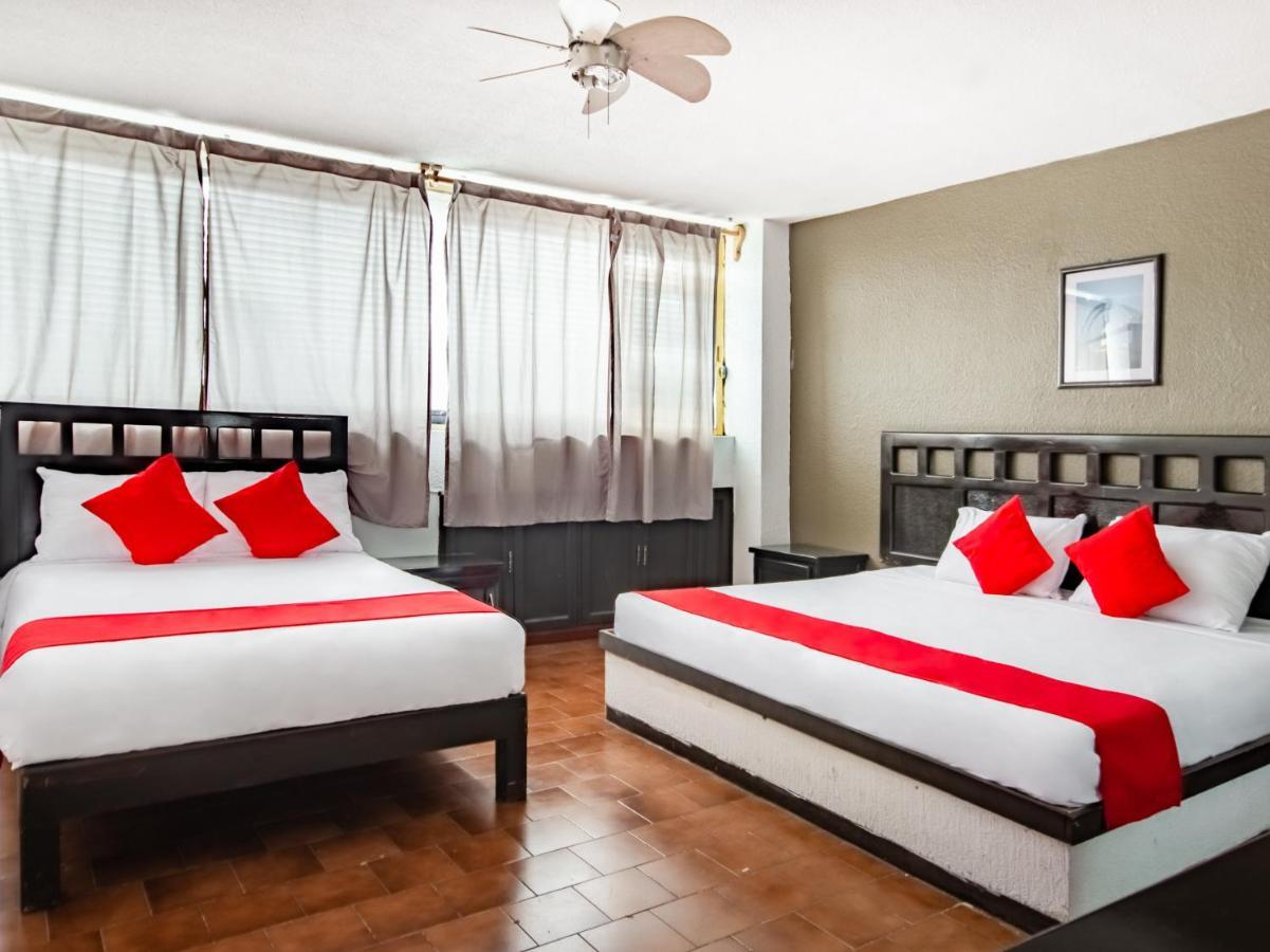 Hotel Halley León de los Aldamas Extérieur photo