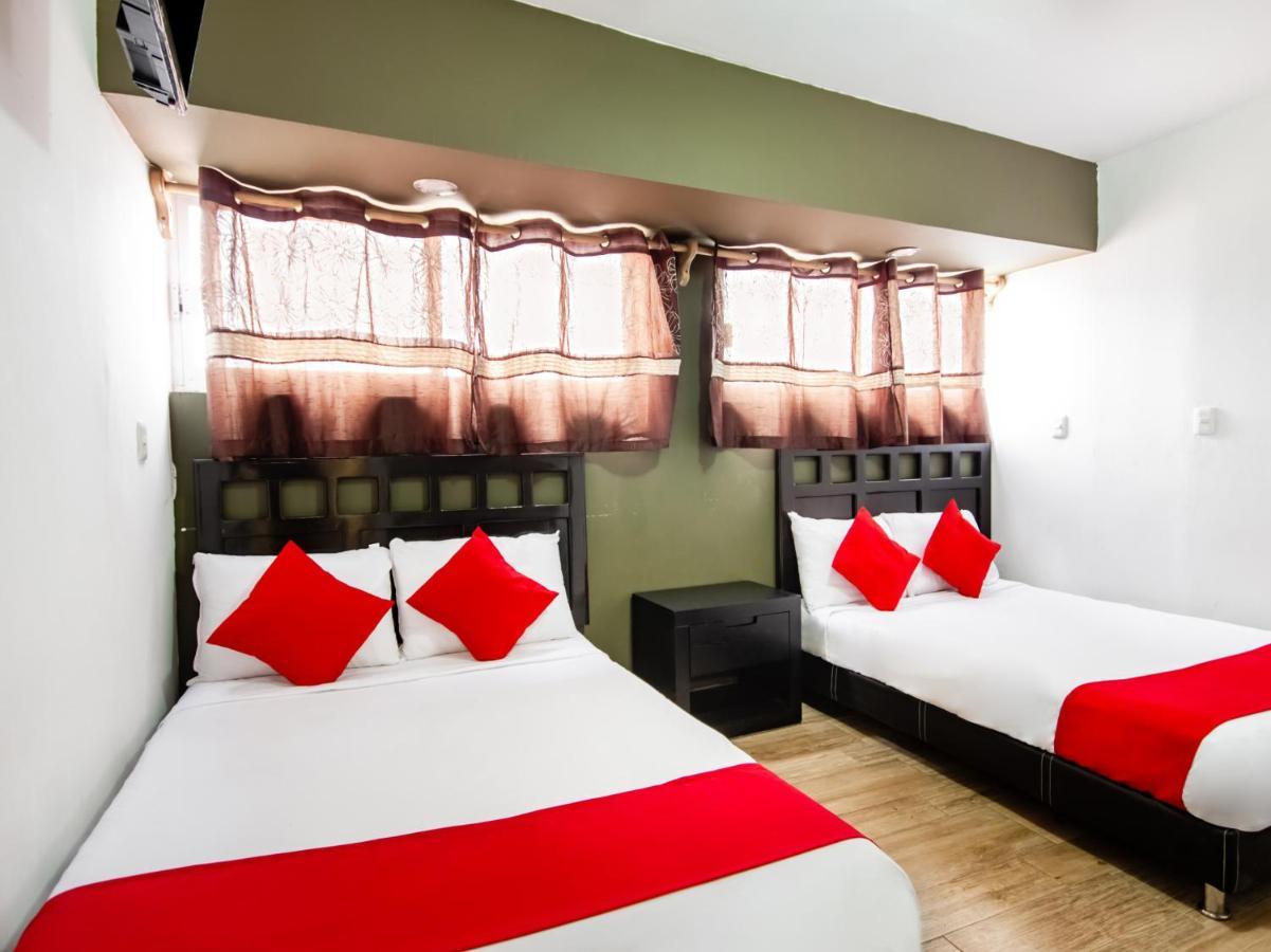 Hotel Halley León de los Aldamas Extérieur photo
